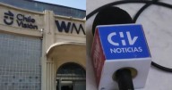 Chilevisión calificó a mujer como “estafadora” en reportaje: Suprema ordena reformular título por dañar honra