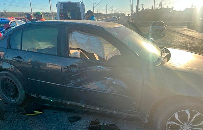 Lesionado motociclista en accidente contra automóvil en Acuña