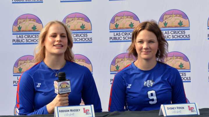 Las Cruces volleyball extends years-long win streak to 50 games