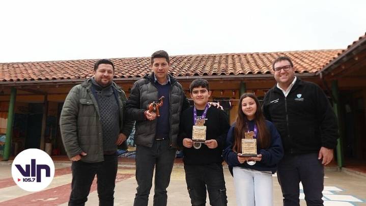 Municipio de Vichuquén recibió a estudiantes de Boyeruca que viajaron a la Expo