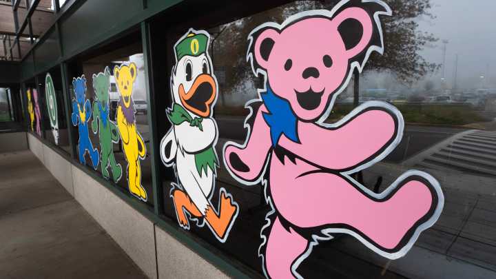 The Ducks' tie-dye tribute to Grateful Dead has deep roots