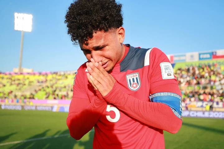 “Sabemos jugar al fútbol”: Capitán de Cuba rompe en llanto tras histórico empate ante Italia en el Mundial Sub 20