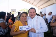 Entregan en Progreso más de 900 tarjetas del programa “Mujeres Bienestar"