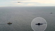 Un submarino ruso emerge en el mar Báltico y Suecia despliega aviones de combate y buques de guerra