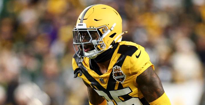 Mike Tomlin provides positive update on DeShon Elliott