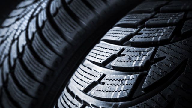 Covelli Centre hosts scrap tire drive for Mahoning County residents