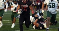 Terrific Taylor!  Mavericks cruise to 54-17 victory behind three