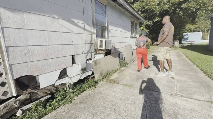 Valley Park community residents asking to help relocate family into emergency housing