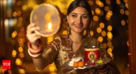 Karwa Chauth Wishes & Images: Happy Karwa Chauth 2025: 50+ Best Messages, Quotes, Wishes and Images to share on Karwa Chauth