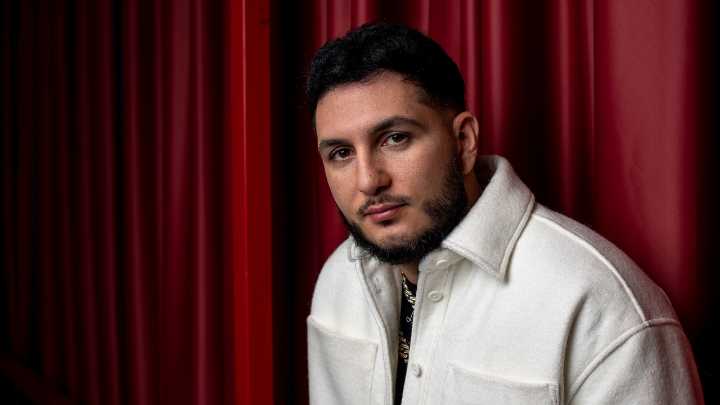 Ilia Topuria calma a Omar Montes mientras Lola Romero da a luz a su primer hijo