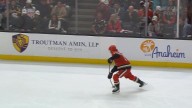 Chris Kreider's 2nd goal is the late tiebreaker in the Anaheim Duck...