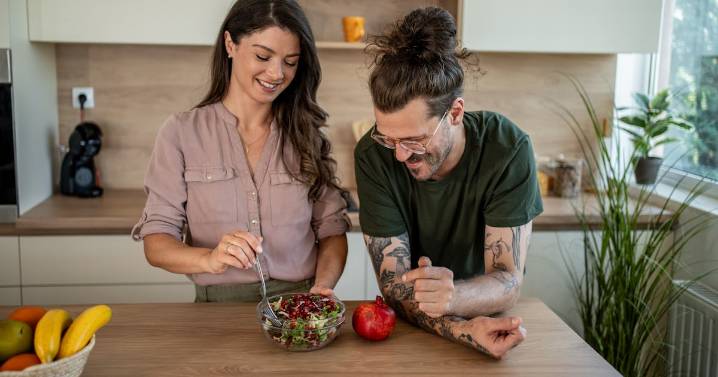 TikTok's "Pomegranate Theory" Reveals Your Relationship's Strength