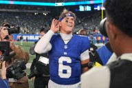 Giants offer thrilling taste of future in Eagles win