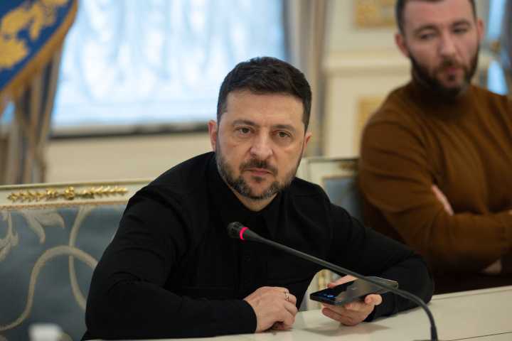 Ukrainian President Zelensky Begins Europe Tour Amid Ongoing Conflict