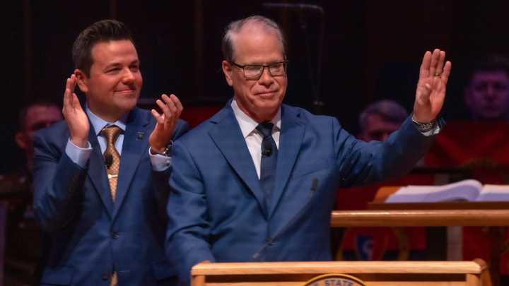 Indiana's Braun, Beckwith tweet, delete reactions to Sanchez stabbing