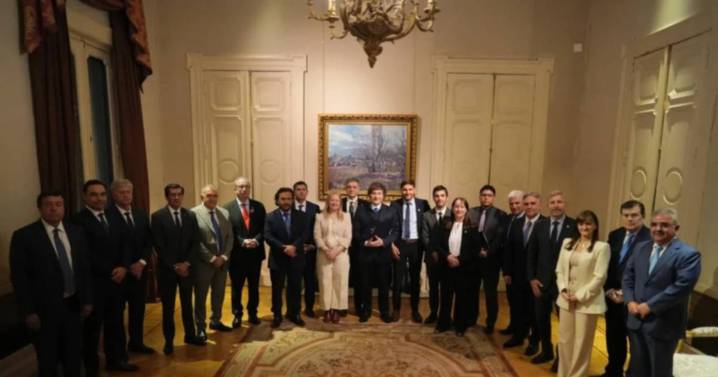 Milei le planteó a los gobernadores tres reformas claves, entre ella la laboral