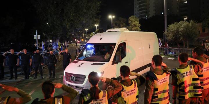 Israel identificó tres de los cuatro cuerpos entregados por Hamas: uno no corresponde a un rehén secuestrado en Gaza