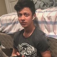 Man fleeing immigration agents is fatally struck by a vehicle on a Virginia highway