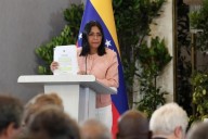 Avanza Venezuela para suspender acuerdos con Trinidad