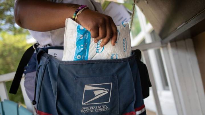 Texas woman who claims Postal Service intentionally withheld her mail takes case to Supreme Court