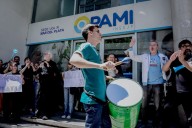 Trabajadores del PAMI protestaron por “salarios congelados hace un año”