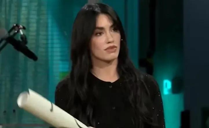 Lali Espósito volvió a hablar de su pelea con Javier Milei, ahora en la televisión de España: “Tuve que hacer una canción para responderle"