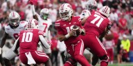 Wisconsin Badgers take 5-game losing streak into game with No. 6 Oregon