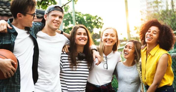 Jóvenes colombianos podrían ver afectadas sus mesadas pensionales en los próximos años