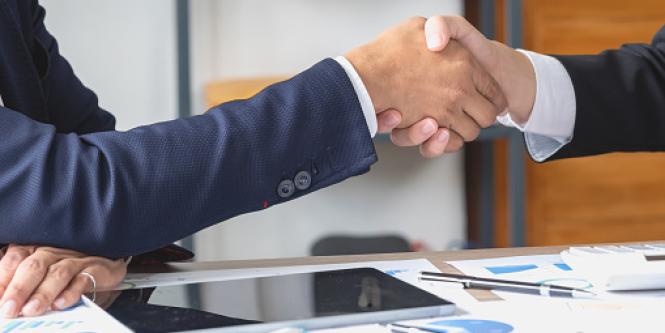 Confianza comercial cae en septiembre, mientras la industrial se recupera: Fedesarrollo