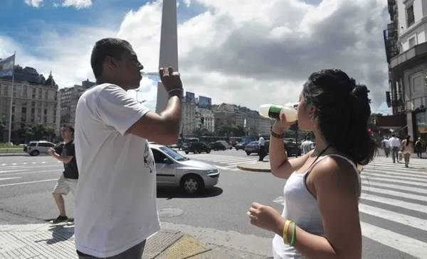 El calor toma fuerza en el AMBA y anticipan máximas cercanas a los 30° C