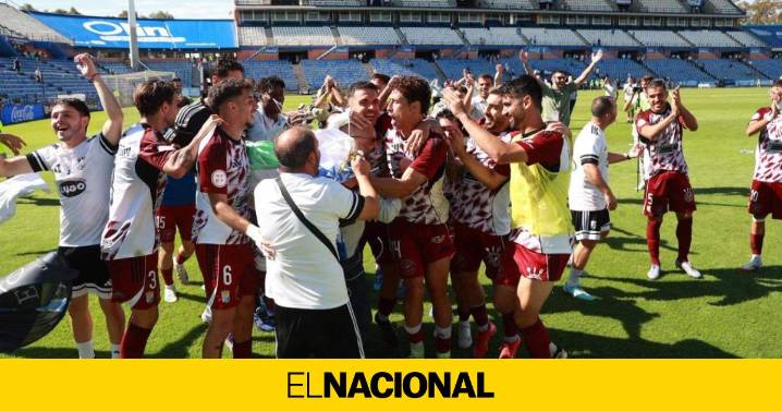 El mensaje con alusiones franquistas del Xerez que desata la polémica en las redes