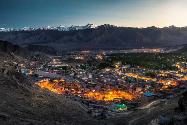 Leh District Administration Bans Spread of Fake News, Rumours on Social Media