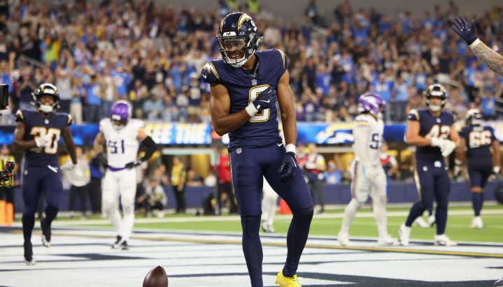 Chargers aplastan a Vikings en el inicio de la Semana 8 de la NFL