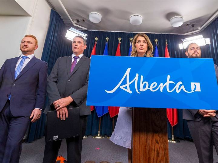 Bell: Danielle Smith figures Albertans back deep
