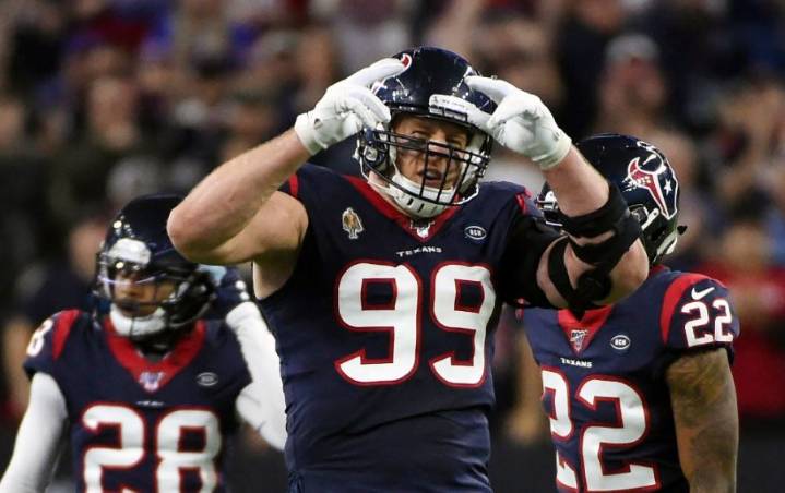 PSJA ISD Middle School gets $8,000 JJ Watt Foundation grant