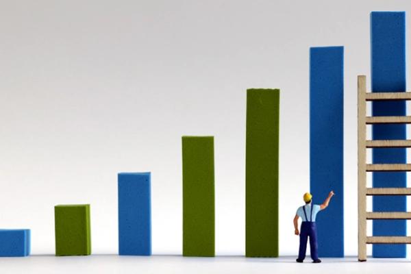 Banca más que duplica su activo total en bolívares bajo el...