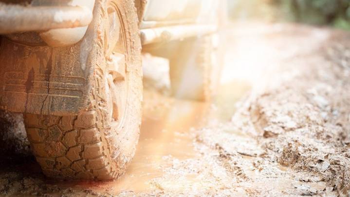 ‘Like quick sand’: Man stuck waist-deep in mud calls for help