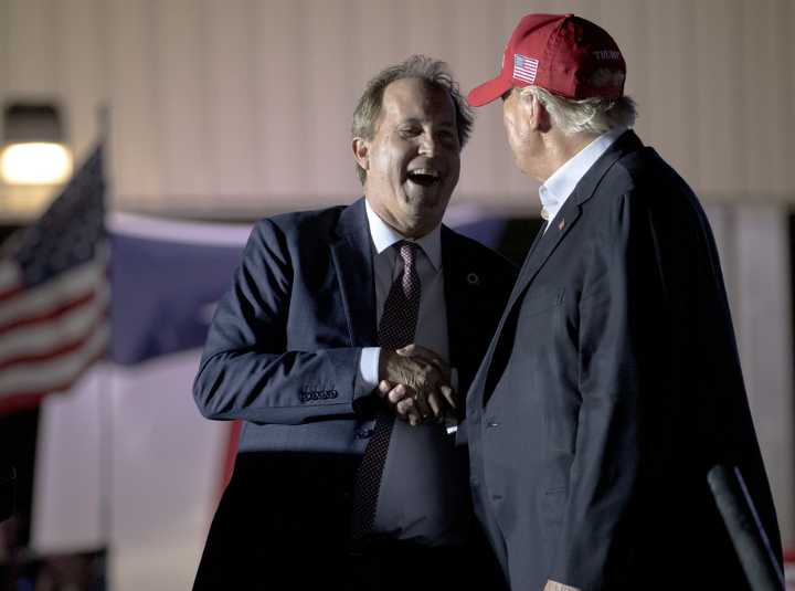 Texas joins Trump’s ridiculous war on Tylenol