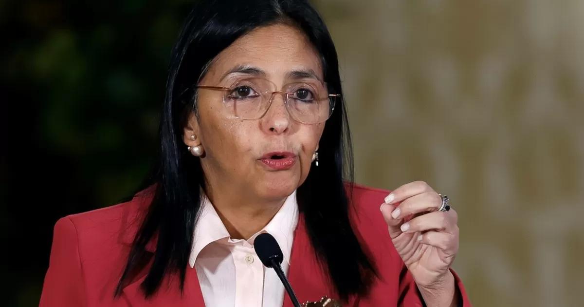 Delcy Rodríguez habría propuesto a EE.UU. un gobierno de transición sin Maduro