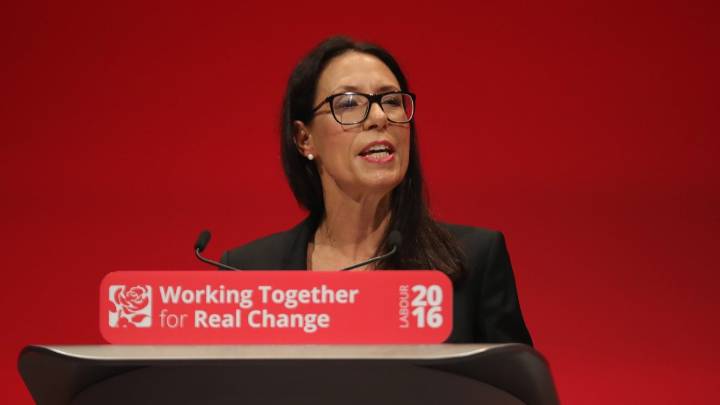 'Discriminatory' universal credit cuts face new backlash from MPs