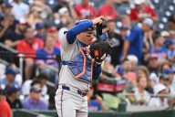 2 Mets among finalists for prestigious defensive award
