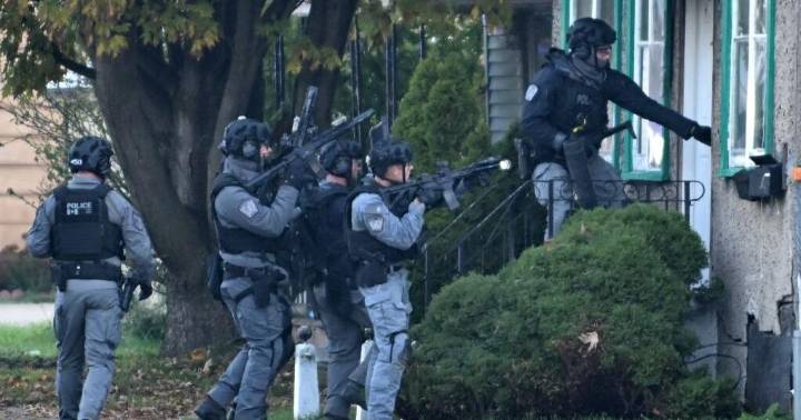 Manhunt leads to arrest after body found in Port Colborne home