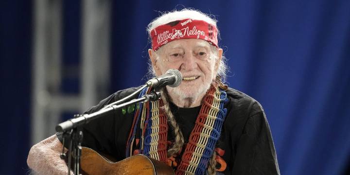 Entries for the Grammys Traditional Country Category Are Here