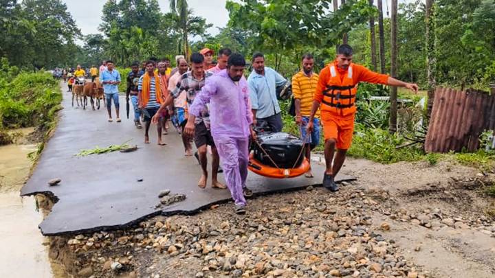 Devastation In Darjeeling: 23 Killed As Landslides Rip Through Hills After Torrential Rains