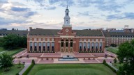 Tiroteo en residencia de la Universidad Estatal de Oklahoma deja tres heridos