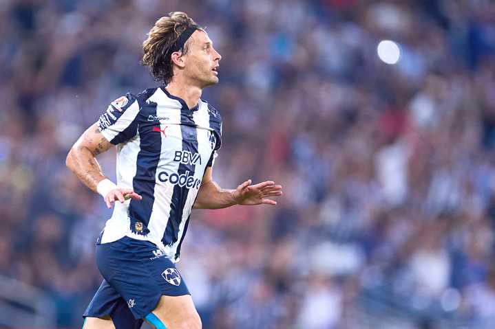 Por liderato y pase