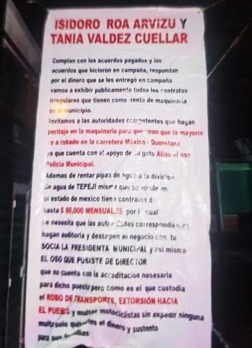 Aparecen lonas con mensajes amenazantes