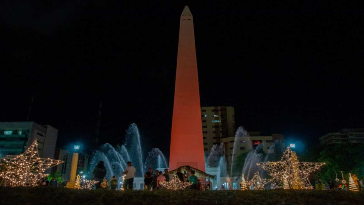 Maracaibo enciende la Navidad con luces y música en plazas República y Cacique Mara