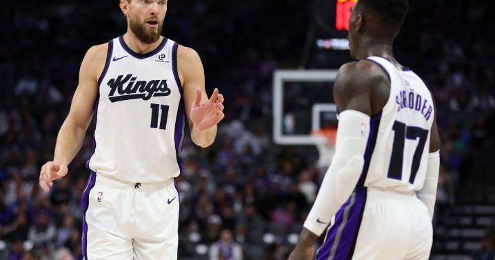 Kings' Domantas Sabonis to miss start of season with hamstring injury