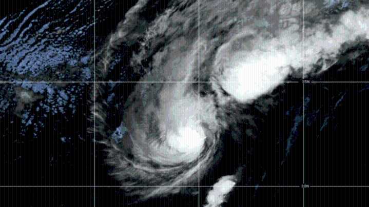 Schools and airport shut as Hurricane Imelda moves over Bermuda